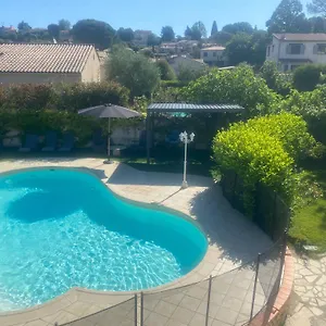 Climatisé Avec Piscine Et Jardin , Villeneuve-Loubet Francia