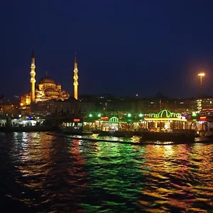 تحقق من التوفر